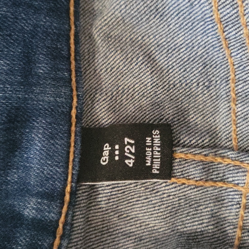 Gap Capris - Picture 4 of 6